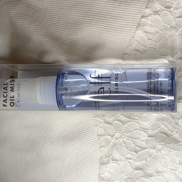 ELF Other - e.l.f. Calming Facial Oil Mist infused with Lavender.